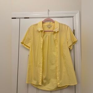 Adorable ModCloth daisy collar blouse